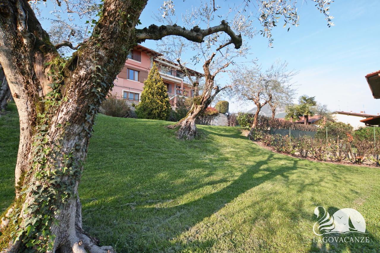 Appartamento Il Moresine Roe Bagian luar foto